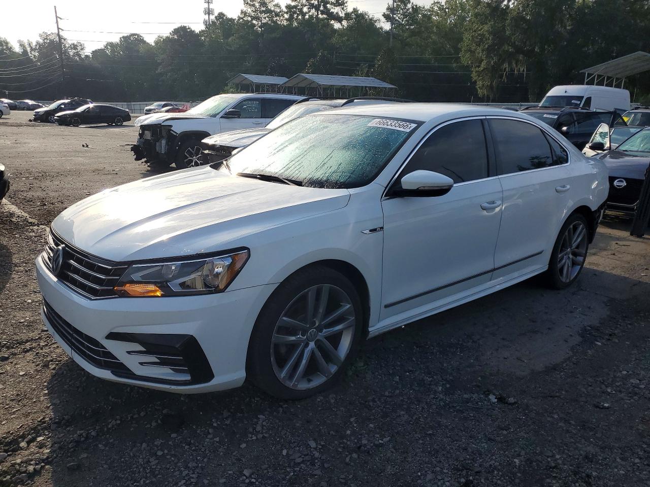 2017 VOLKSWAGEN PASSAT