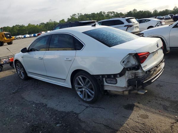 2017 VOLKSWAGEN PASSAT