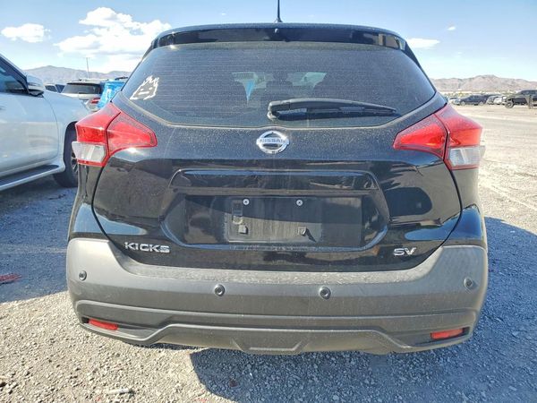 2020 NISSAN KICKS