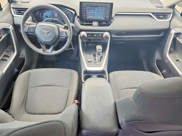 2020 TOYOTA RAV4 LE HV