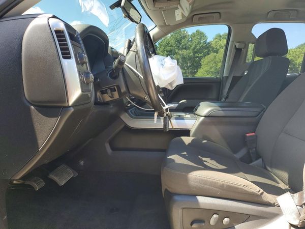 2018 CHEVROLET SILVERADO LT — DENT