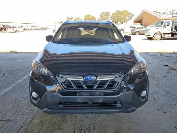 2023 SUBARU CROSSTREK Premium