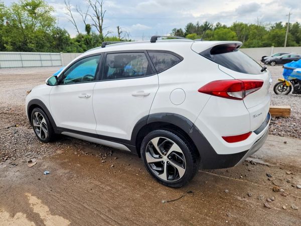 2017 HYUNDAI TUCSON