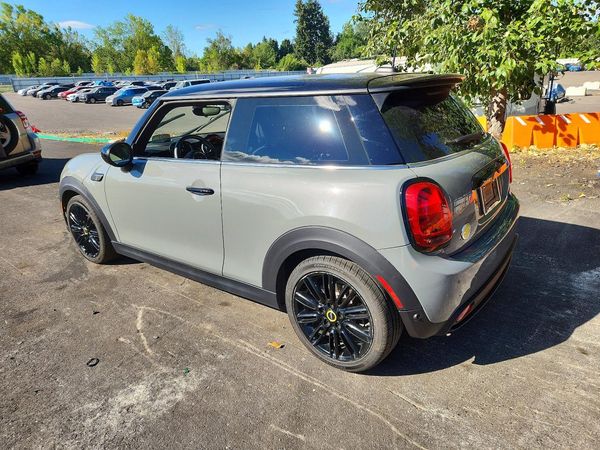 2022 MINI COOPER