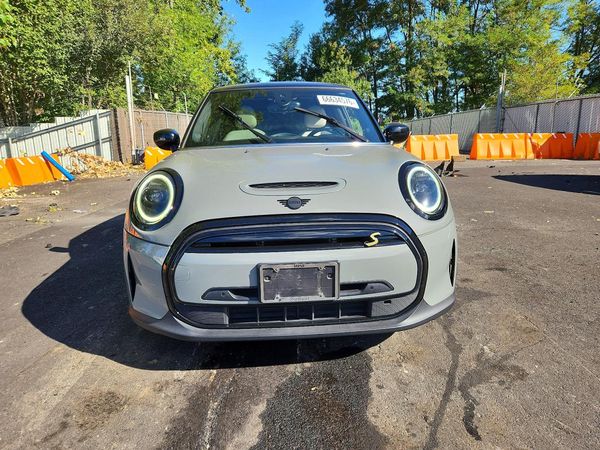 2022 MINI COOPER