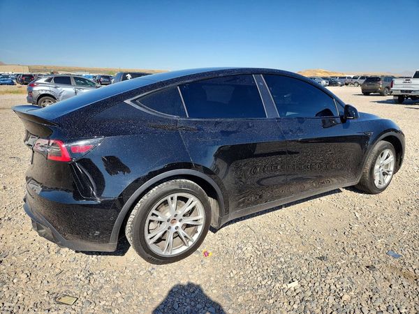 2020 TESLA MODEL Y