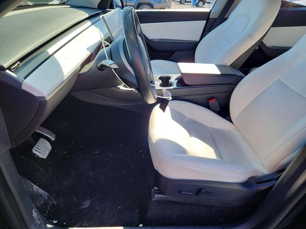 2020 TESLA MODEL Y