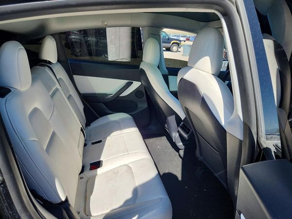 2020 TESLA MODEL Y