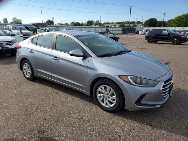 2017 HYUNDAI ELANTRA SE Base