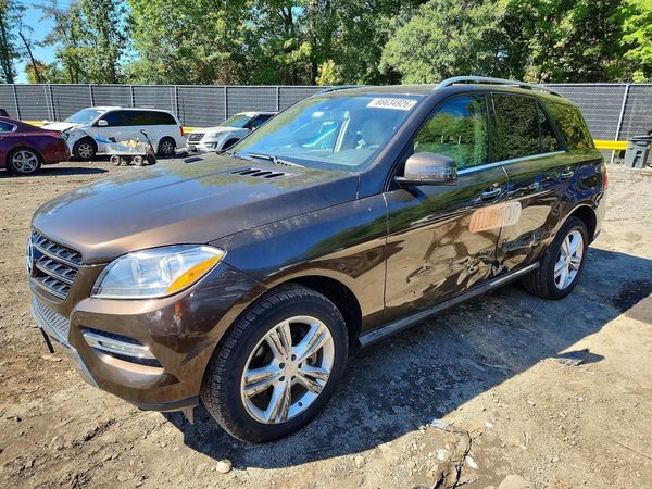 2013 MERCEDES-BENZ ML — DSFA — Front 3/4