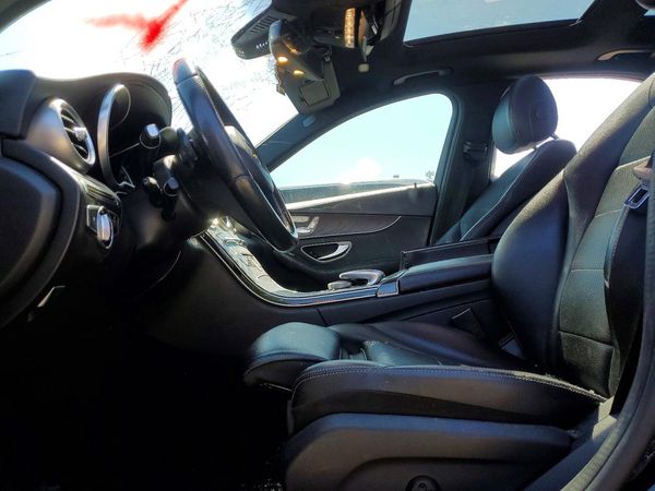 2016 MERCEDES-BENZ C C300-4M