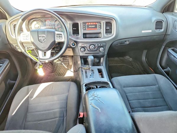 2012 DODGE CHARGER SE