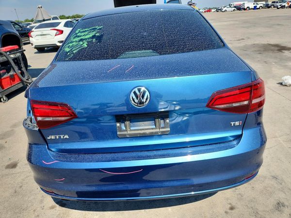 2017 VOLKSWAGEN JETTA