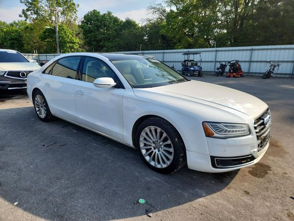 2016 AUDI A8 quattro L