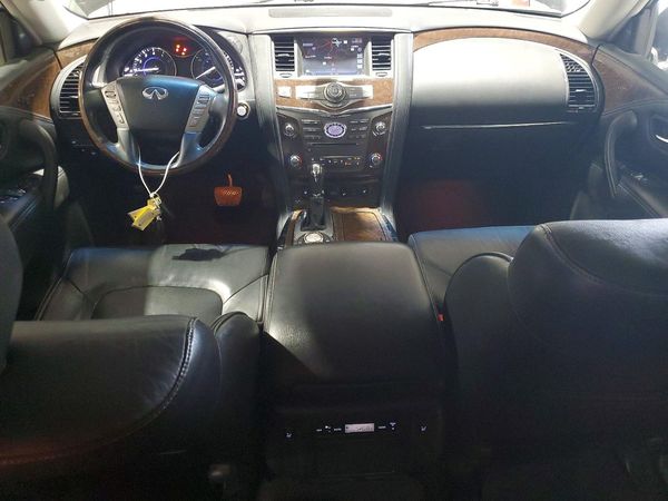 2017 INFINITI QX80
