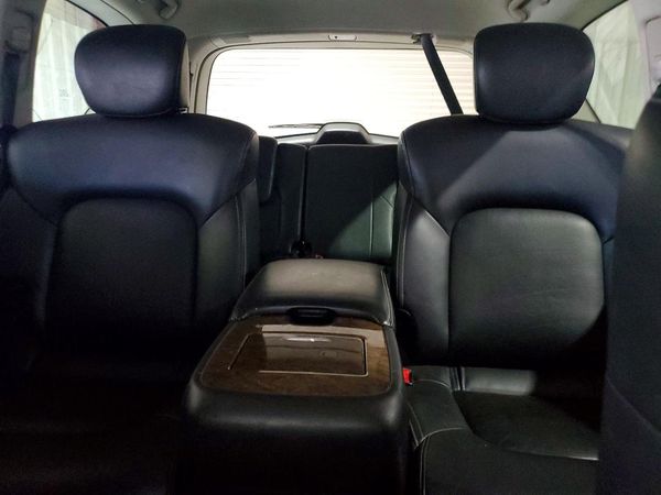 2017 INFINITI QX80