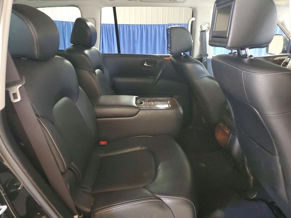 2017 INFINITI QX80