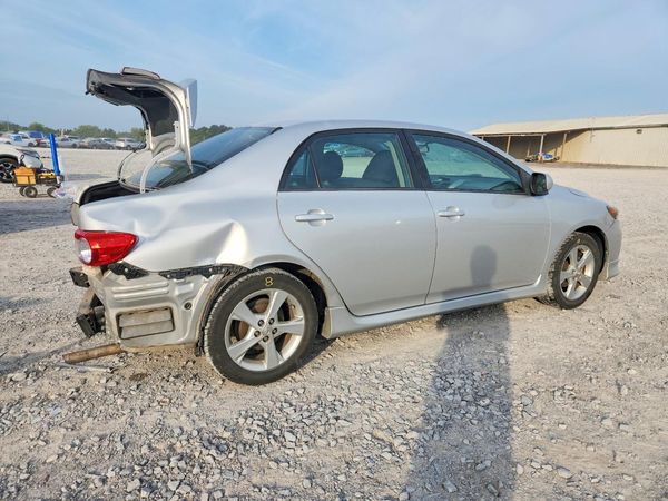 2013 TOYOTA COROLLA