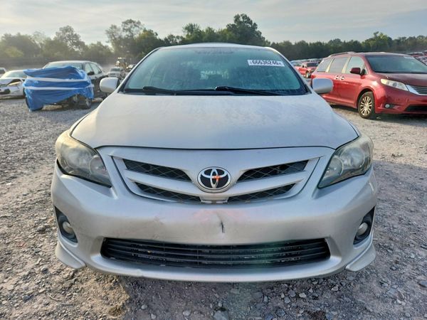 2013 TOYOTA COROLLA