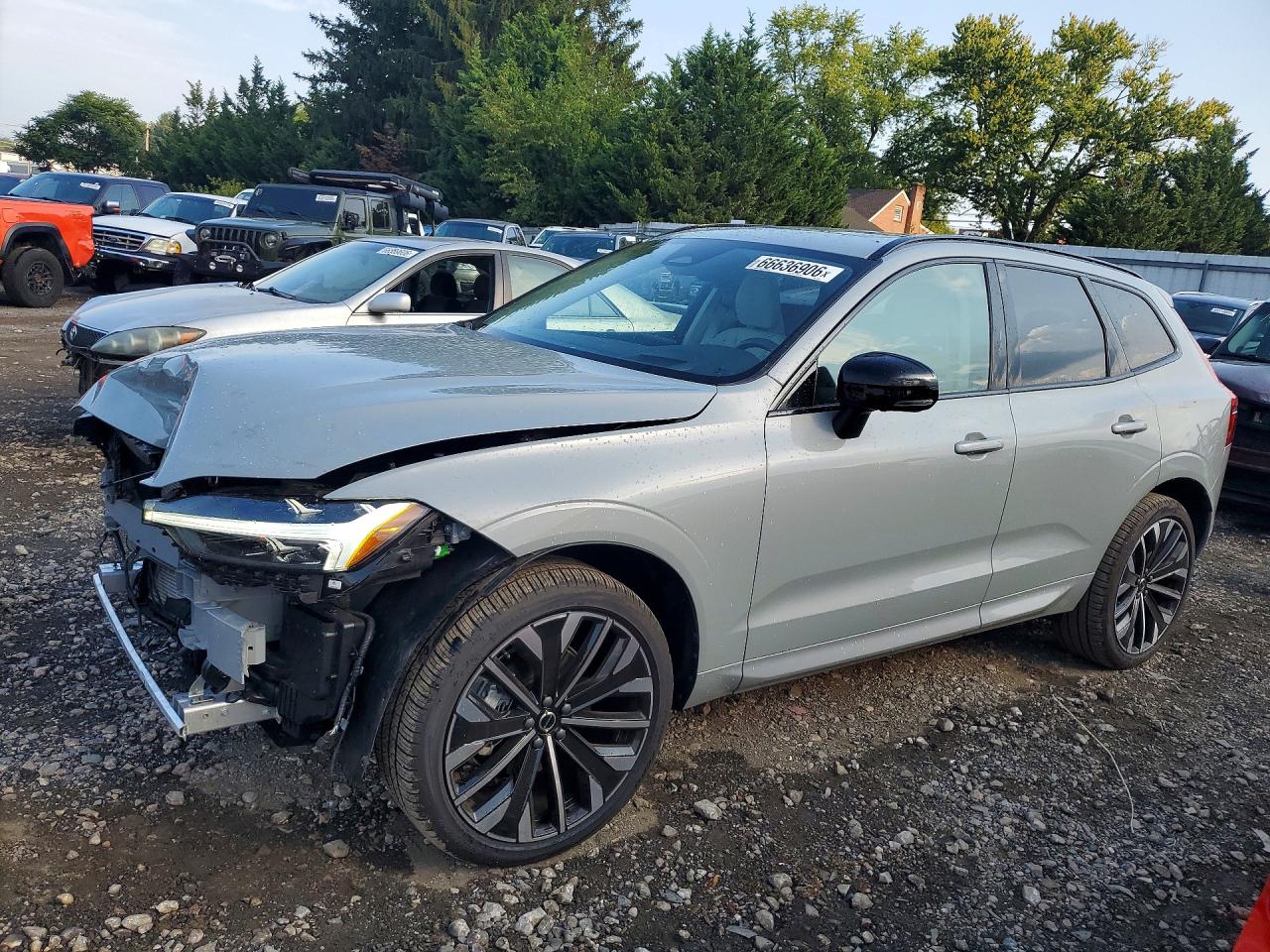 2026 VOLVO XC60 Ultra Dark