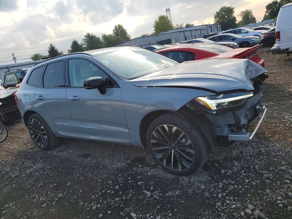 2026 VOLVO XC60 Ultra Dark