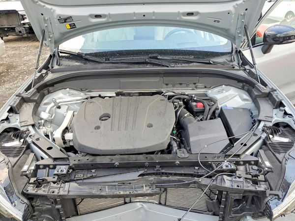 2026 VOLVO XC60 Ultra Dark