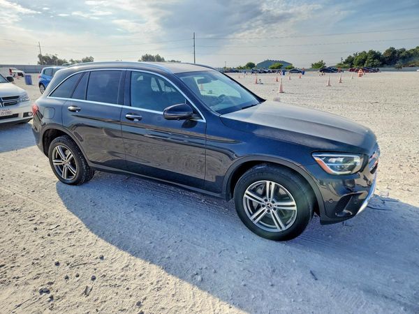2021 MERCEDES-BENZ GLC GLC300