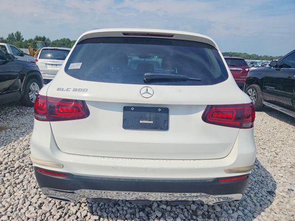 2020 MERCEDES-BENZ GLC GLC300