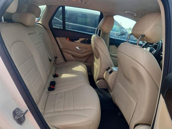 2020 MERCEDES-BENZ GLC GLC300