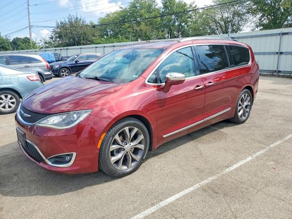 2017 CHRYSLER PACIFICA Limited
