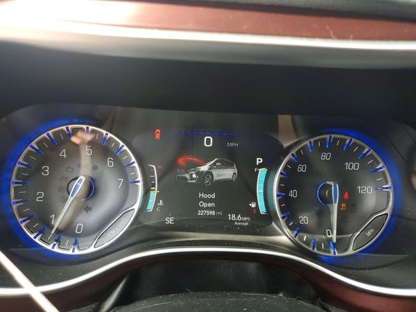 2017 CHRYSLER PACIFICA Limited