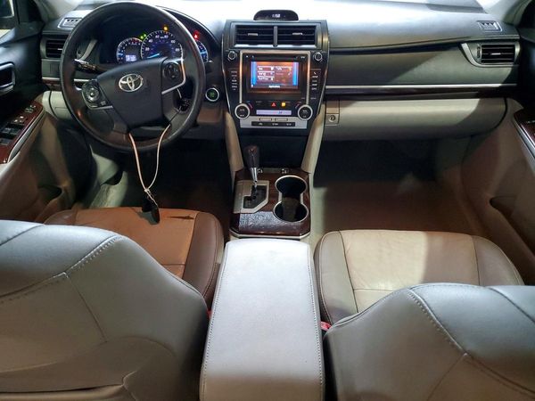 2014 TOYOTA CAMRY