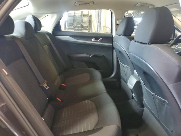 2026 KIA K5 LXS