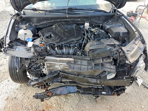 2023 HYUNDAI TUCSON SEL — Engine bay