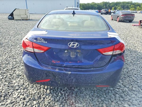 2013 HYUNDAI ELANTRA