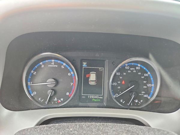 2016 TOYOTA RAV4 XLE (M Grade)