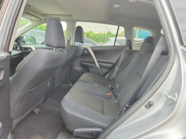 2016 TOYOTA RAV4 XLE (M Grade)
