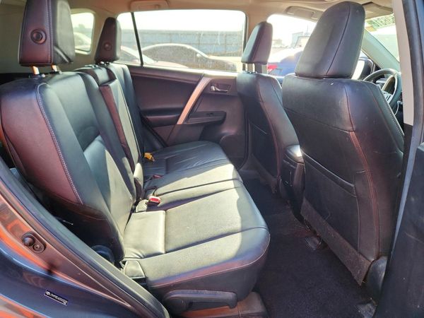 2013 TOYOTA RAV4 High