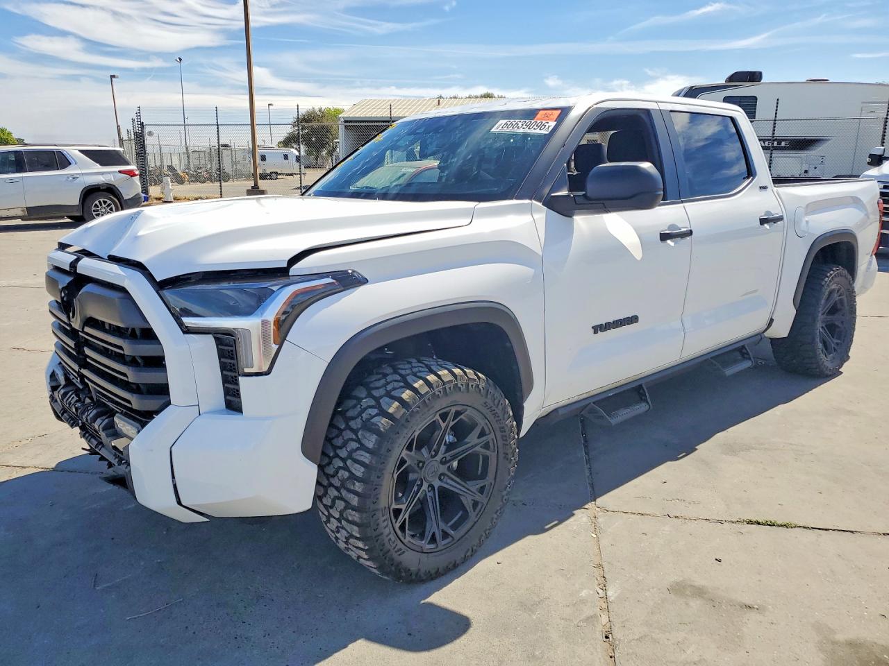 2026 TOYOTA TUNDRA SR5 — Front 3/4