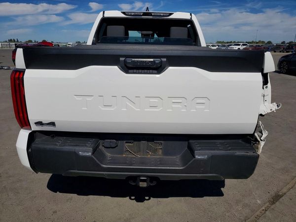 2026 TOYOTA TUNDRA SR5 — DIRR