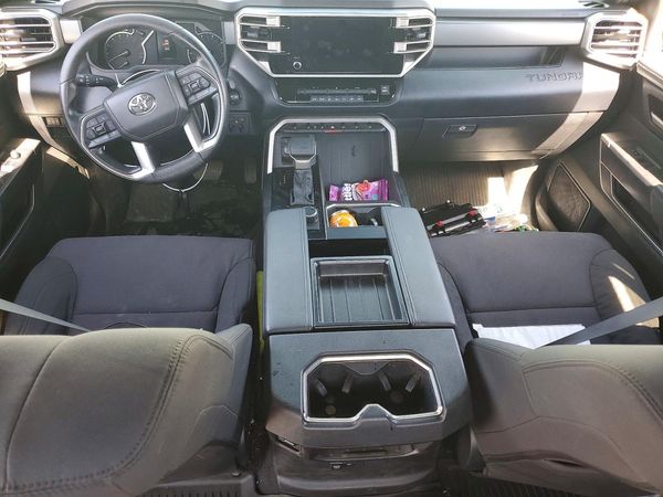 2026 TOYOTA TUNDRA SR5 — CKPT