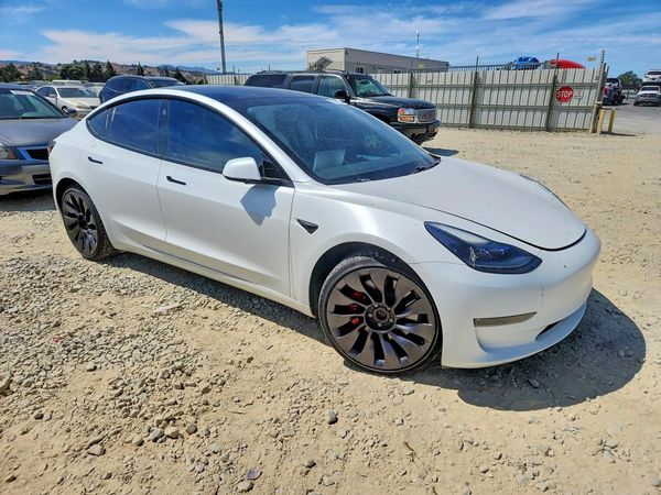2021 TESLA MODEL 3