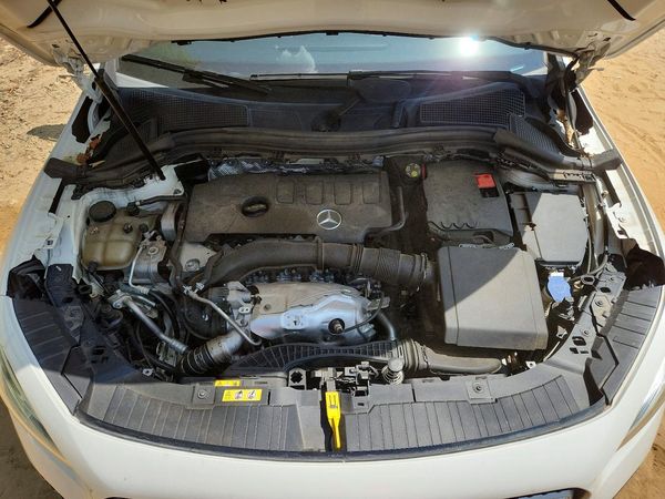 2021 MERCEDES-BENZ GLA