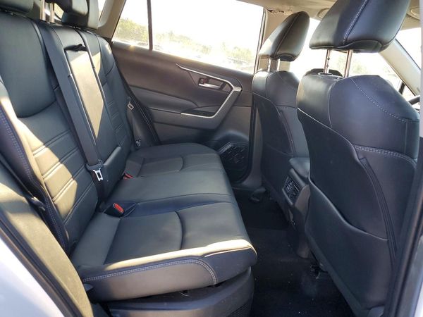 2023 TOYOTA RAV4 XLE Premium — PSRS
