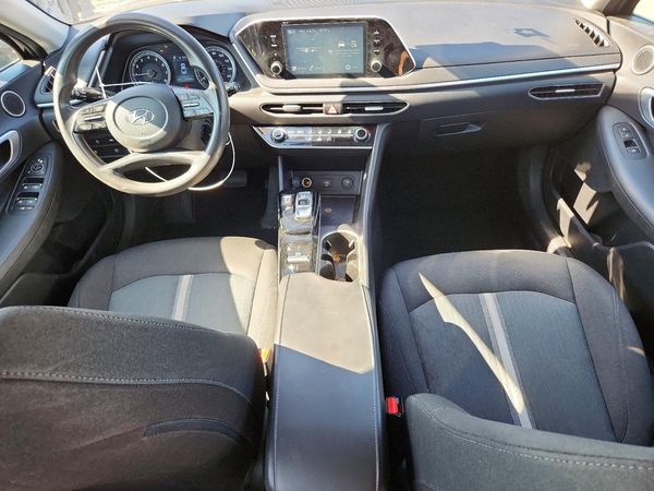 2021 HYUNDAI SONATA SE