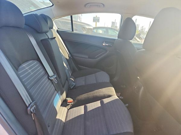2018 KIA FORTE LX Pop,S,EX