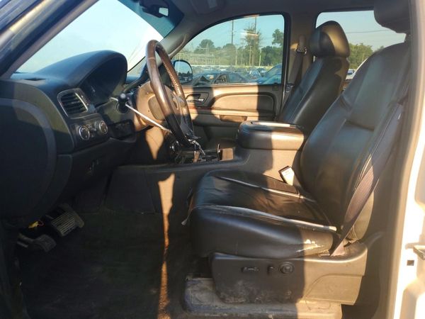 2013 CHEVROLET SUBURBAN LTZ