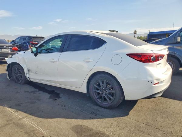 2015 MAZDA 3