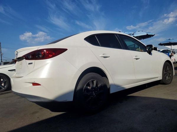 2015 MAZDA 3