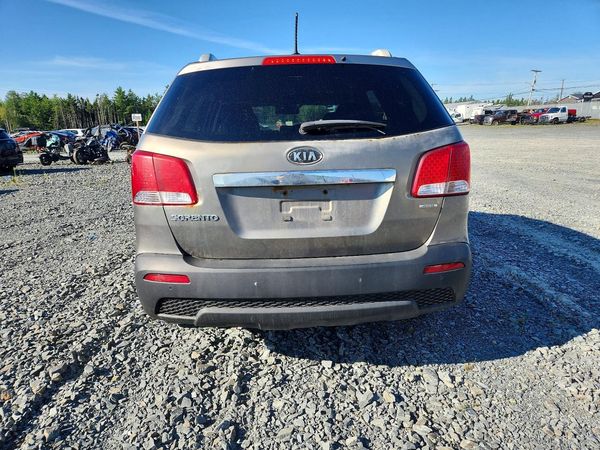 2013 KIA SORENTO